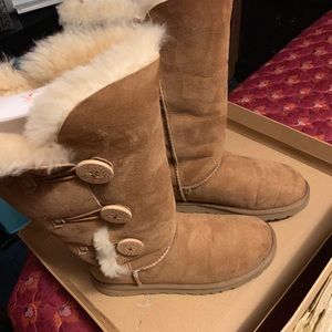 Ugg Bailey Boots